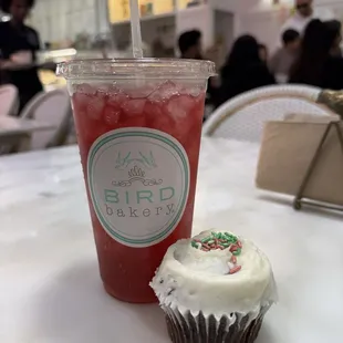 Craving for this carrot cake again.