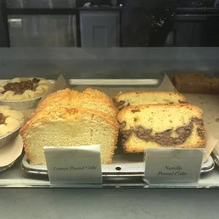 Nutella Pound Cake Slice