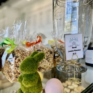 Cute Easter decorations upfront