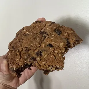 Oat Cookie - rolled and steel-cut oats, tart cranberries, dark chocolate chunks by Mindo Chocolate