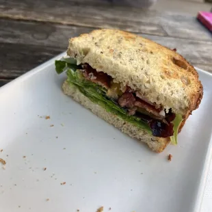 BLT
