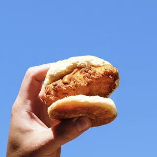 Biscuit Bird - Fried Chicken Slider