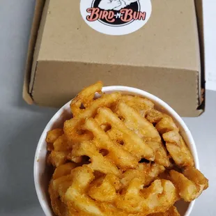 Waffle fries.. Nice and crispy.