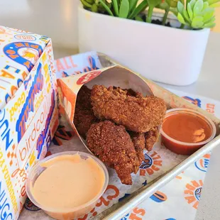 Nashville hot tenders