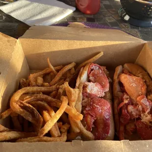 Lobster Roll.  Super YUM