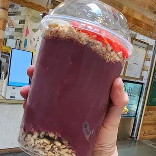 The Acaí bowls are humongous.
