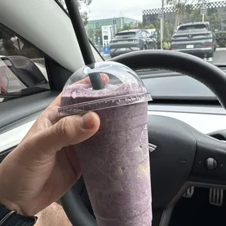Blueberry  Date Shake