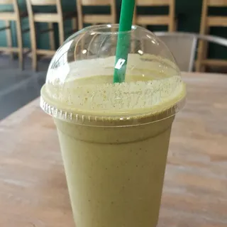 Kale & Spinach Date Shake