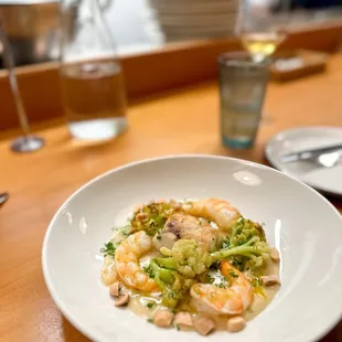 Shrimp and cauliflower