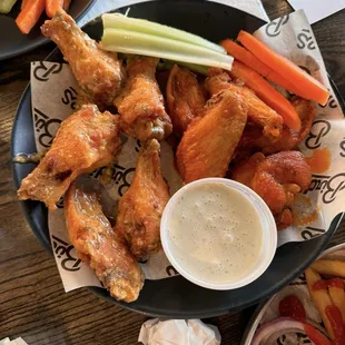 Buffalo wings and garlic Parmesan