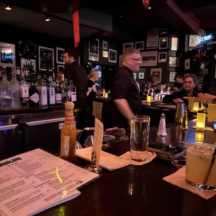 Bar