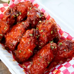 Maple Buffalo Wings