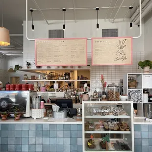 Coffee/cocktails &amp; pastries