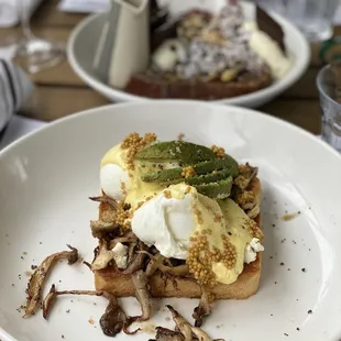 Mushroom Benedict