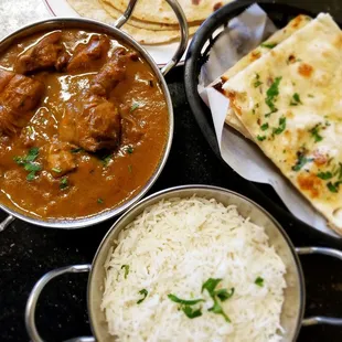 Chicken Chettinad with basmati rice and garlic nan :)