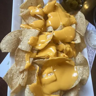Nachos with cheese