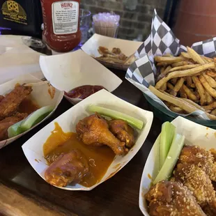 chicken wings and fried chicken, food