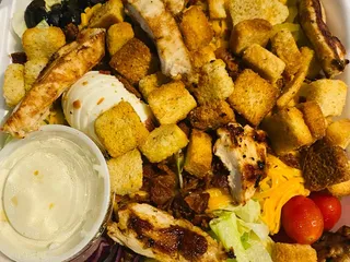 Nox's Tavern and Grille