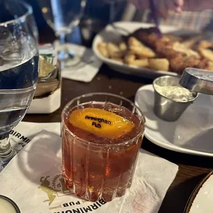 oysters and mussels, drink