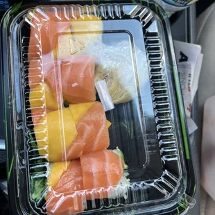 Salmon Mango Roll