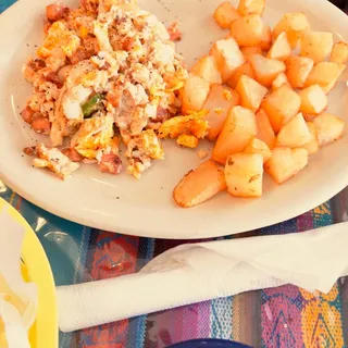 Huevos a la Mexicana Breakfast Plate