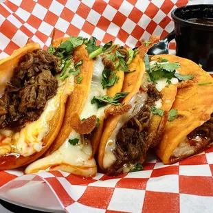 Tacos de Birria Orden (4) / Birria Tacos Order (4)