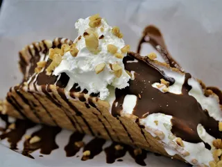 Los Plebes Mariscos Y Sushi