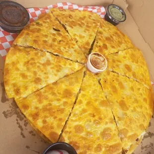 Birria pizza (birria quesadilla)