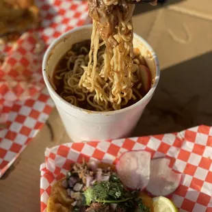 ramen and noodles, food