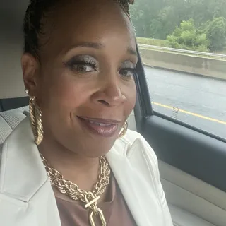 Lisa G.