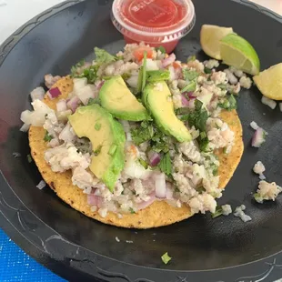 Tostada de ceviche