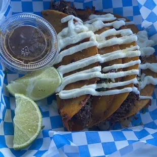 Quesabirria tacos