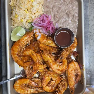 Camarones zarandeados