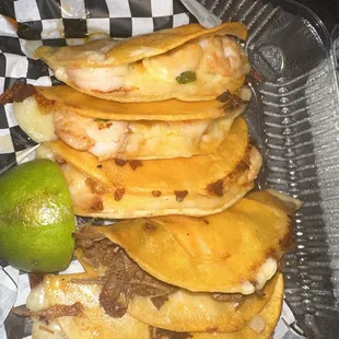 Shrimp an Taco Frito de Camaron Brirria Taco