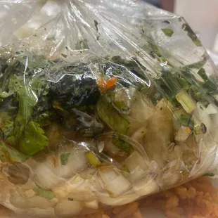 Es la verdura como de ase una semana de guardada.