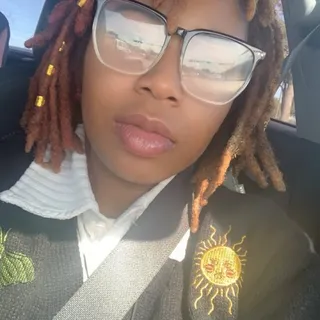 Alexis S.