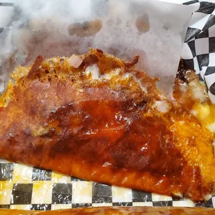  slice of pizza in a basket