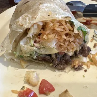 Ordered the California burrito. Hardly any asada and what was there had no flavor. Also had little to no guacamole. Super disappointed