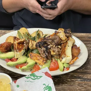 Pozole verde and botana calvillo