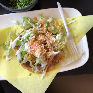 Tostada De Birria