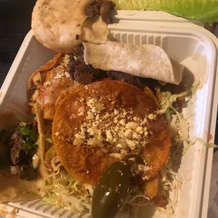 Yo eso no me lo voy a comer esta acedo.