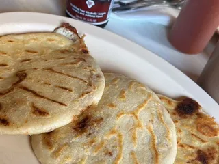 Doña Ana's Pupuseria