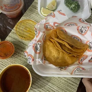 3 Tacos Dorados