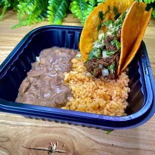 Taco de Birria mini meal for kids and adults! So good and affordable since we are all broke out here inflation freaking sucks yo!