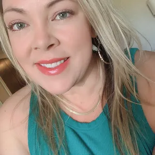 Lori M.