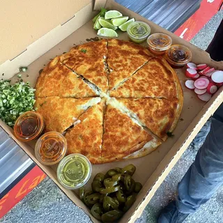 Pizzadilla