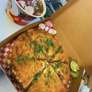 Birria ramen   Pizza Birria