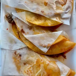 3 tacos