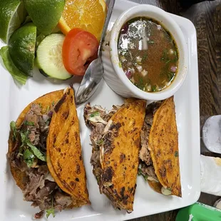 Quesabirrias Chivo