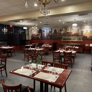 sushi and sashimi, interior